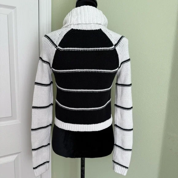 NEW Alice and Olivia Zita Eye Heart You Embellished Knit Cotton Sweater - Picture 5 of 10